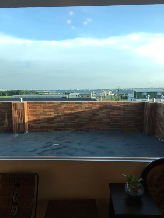 Manor Apartment Houli Bagian luar foto