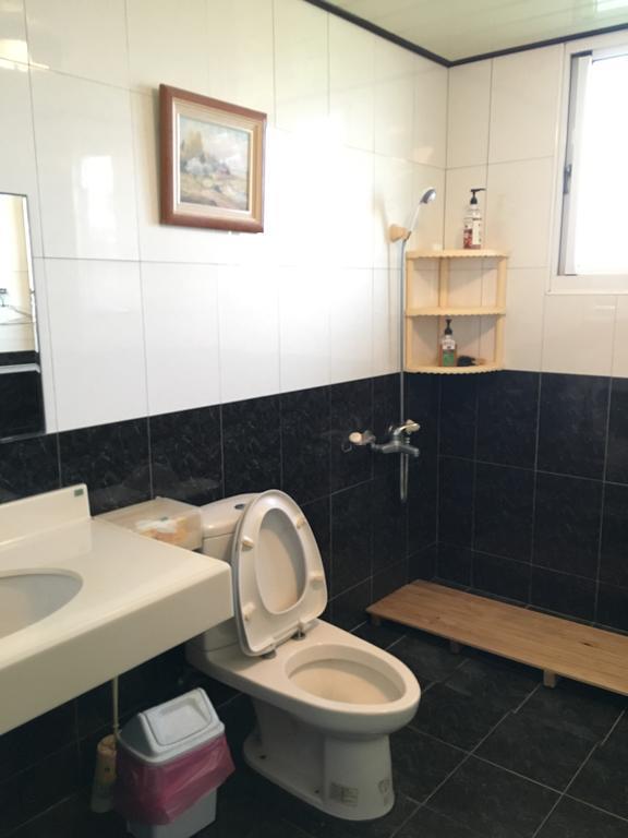 Manor Apartment Houli Bagian luar foto